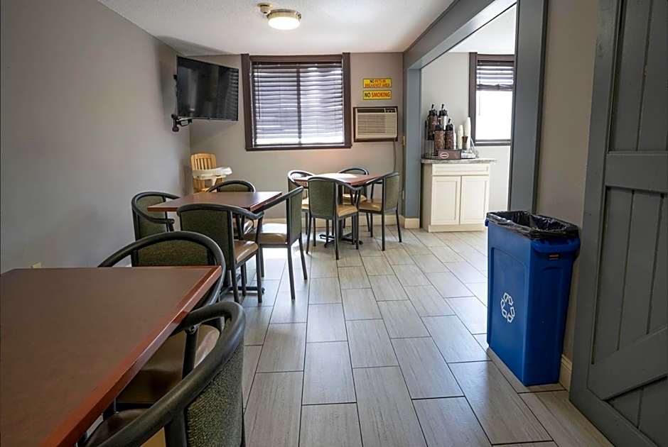Super 8 by Wyndham Miles City
