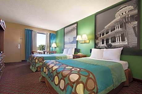 Deluxe Doublel Room with Two Double Beds - Non-Smoking