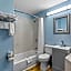 Rodeway Inn & Suites