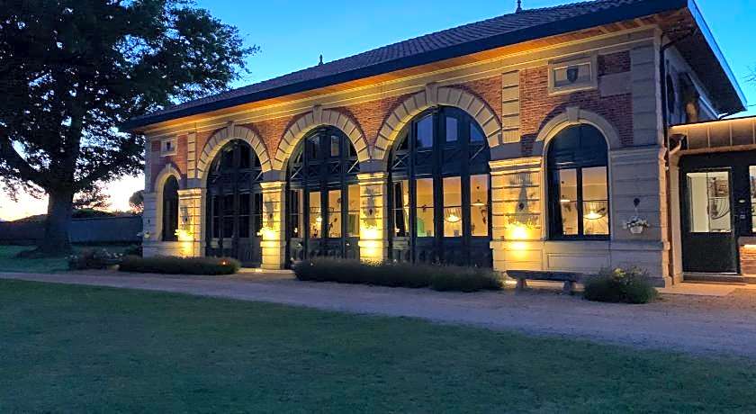 ORANGERIE de CHATEL-Selection FIGARO & ELLE Magazine