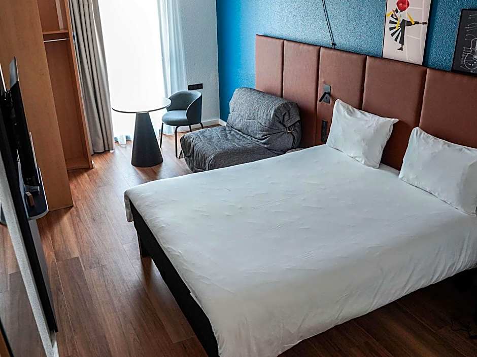 ibis Bayeux Port En Bessin