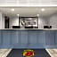 Super 8 by Wyndham Universal City