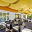 Parador Hotel Residence