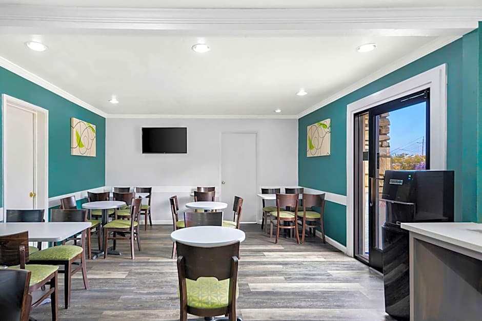 Best Western Park Crest Inn