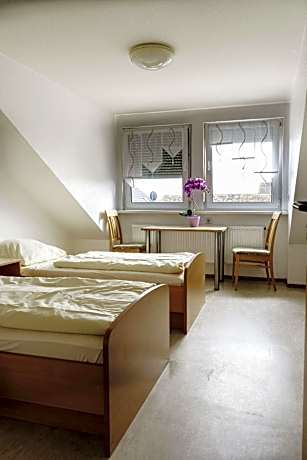Twin Room with Private Bathroom