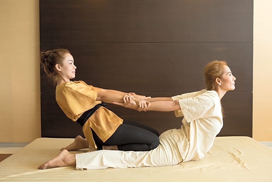 Ramada Plaza by Wyndham Bangkok Menam Riverside