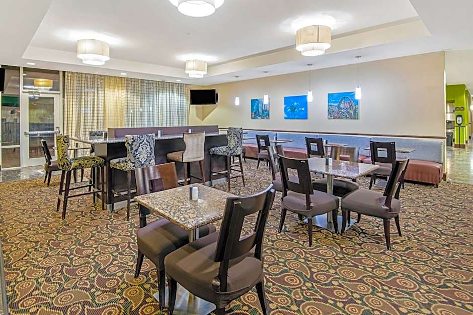 La Quinta Inn & Suites by Wyndham Elk City