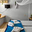 Golden Bay Apartments-Garden Haven