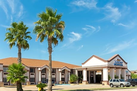 Baymont by Wyndham Port Arthur/Groves Area