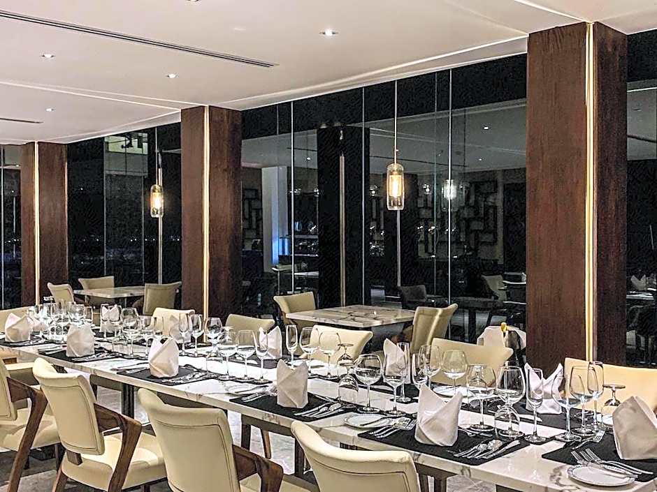 Regal Reseau Hotel  Spa