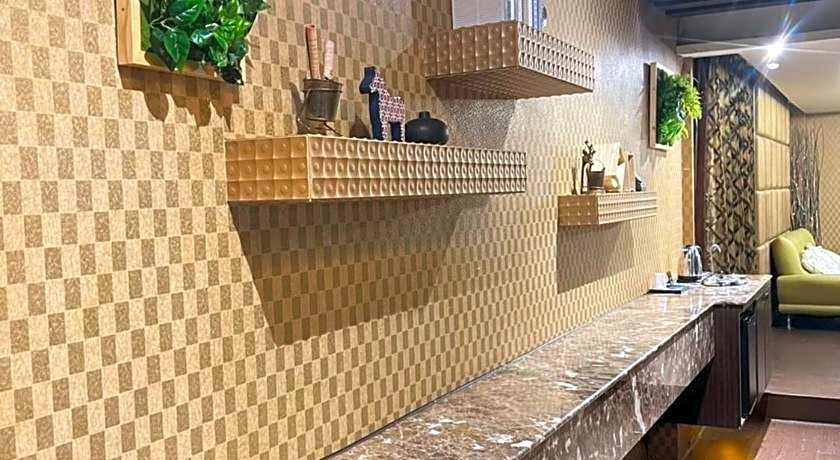 Her Home Spa Motel Douliu