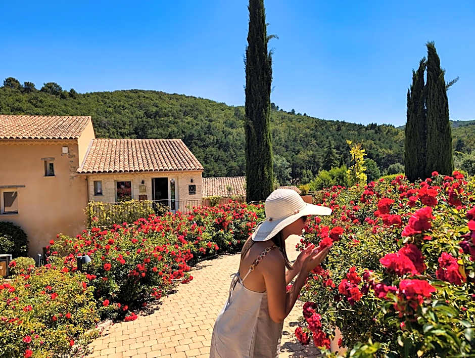 Domaine Ribiera, Hotel 5 Etoiles, SPA & Golf - Forcalquier