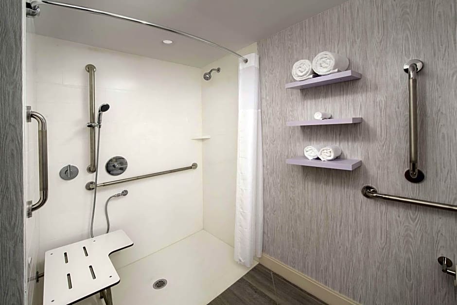 Hampton Inn By Hilton Marathon - Florida Keys