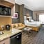 Holiday Inn Express & Suites Lantana By IHG