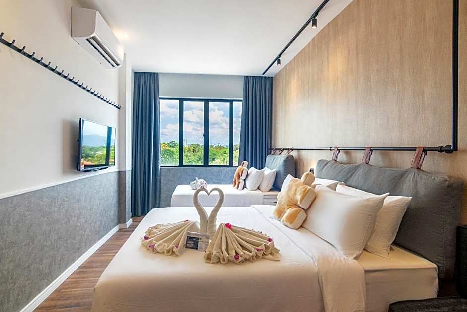 Bagan Suite