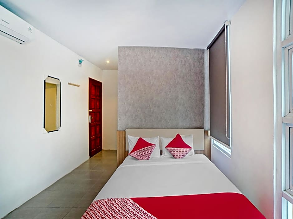 OYO 90559 Gamacity Residence