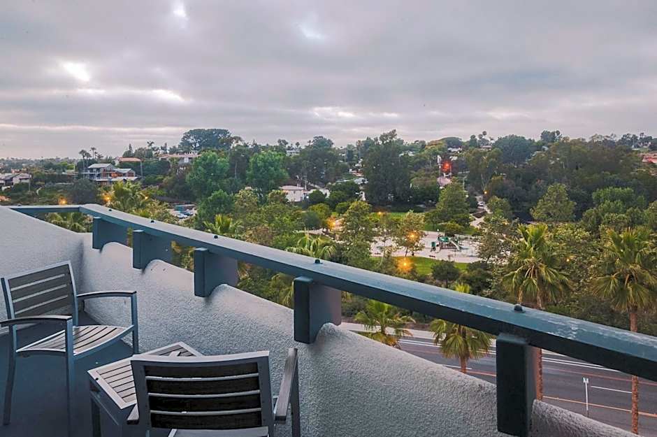 The Encinitan Hotel & Suites