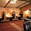 Silver Horseshoe Inn