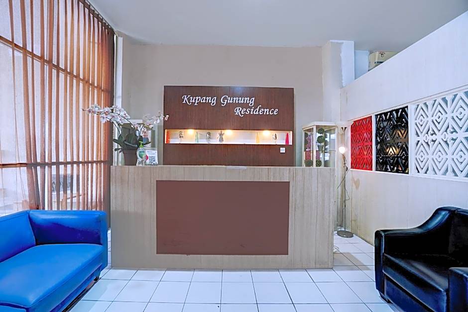 Hotel O Surabaya near Surabaya Town Square formerly Kupang Gunung Residence