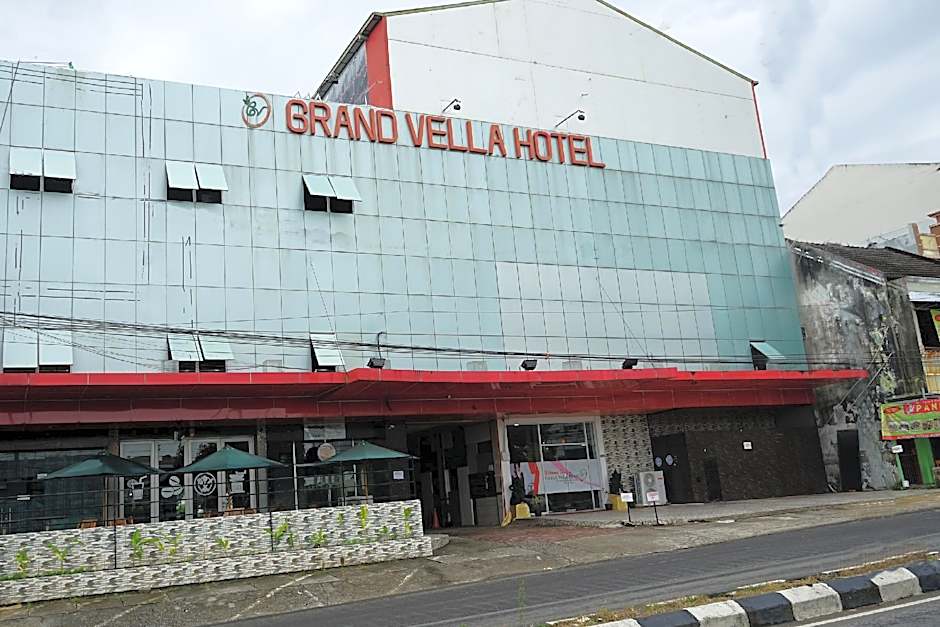 Grand Vella Hotel