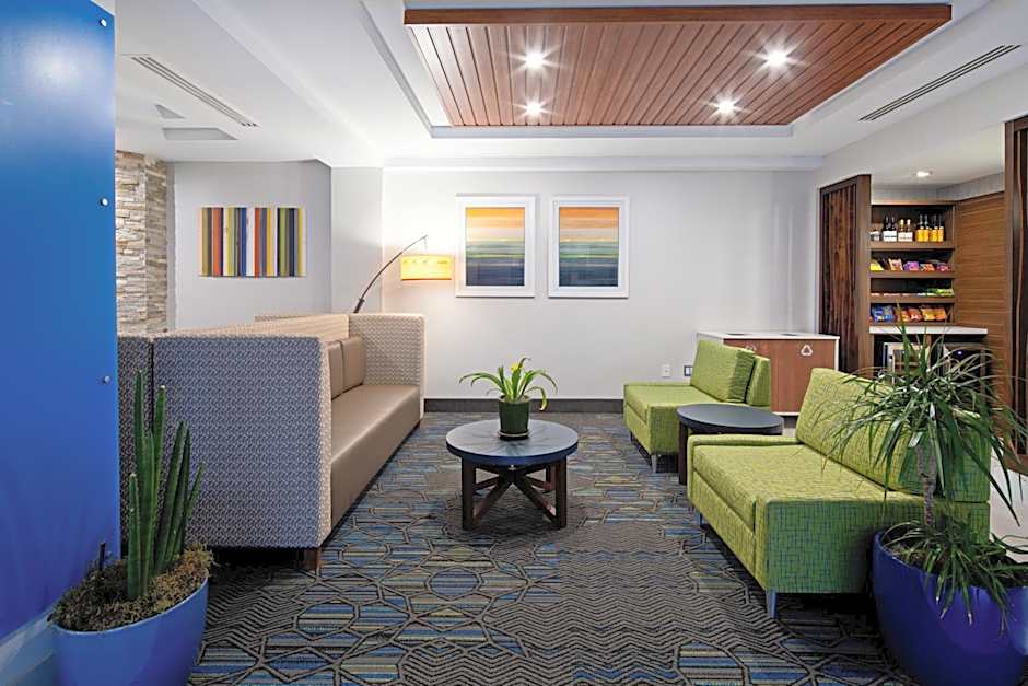 Holiday Inn Express Hotel & Suites Atascadero By IHG