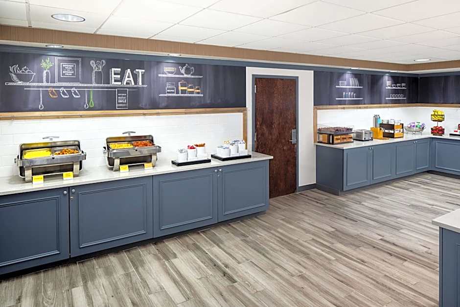 Hampton Inn by Hilton Garden City Long Island