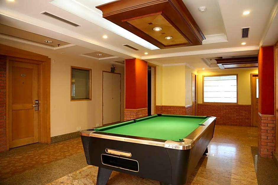 Savoy Suites Noida Delhi N.C.R.