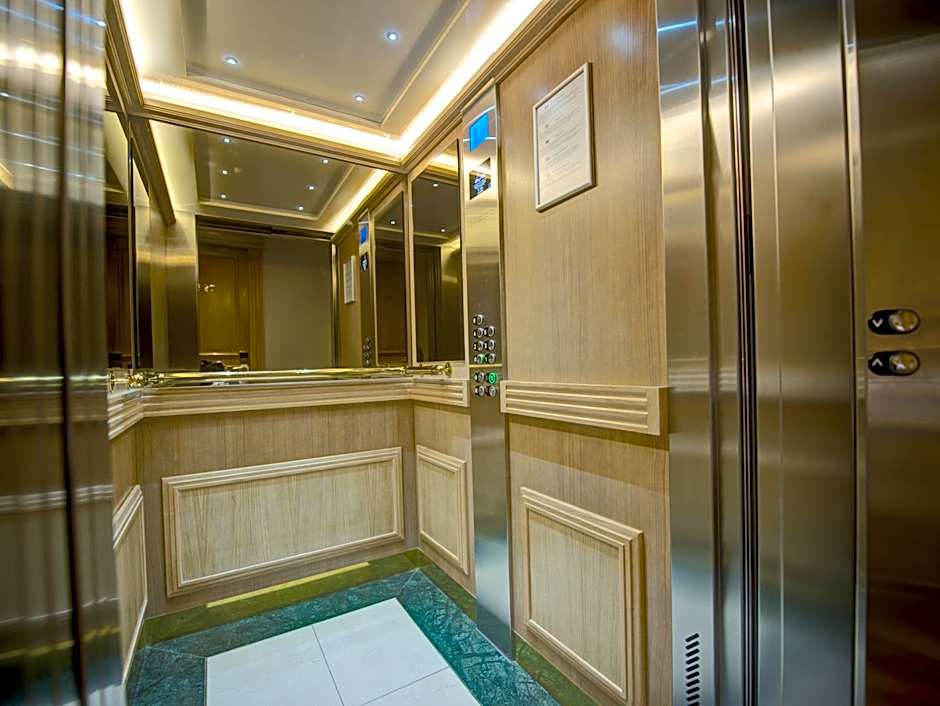 Hotel Du Midi Paris Montparnasse