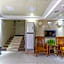 Guangzhou Business Hotel (Shangxiajiu Pedestrian Street Changshou Road Subway Station Branch)