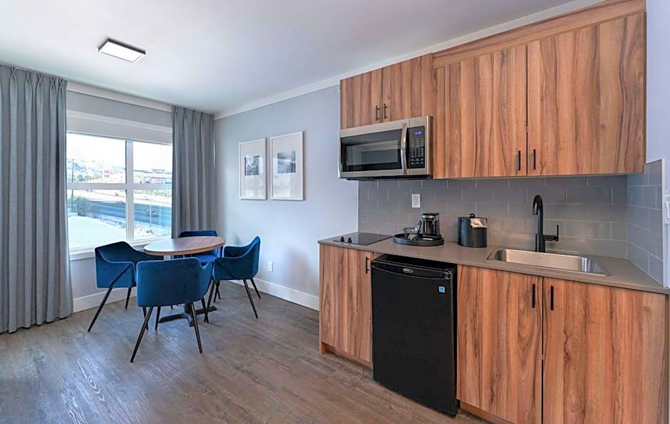 Prestige Kamloops Hotel