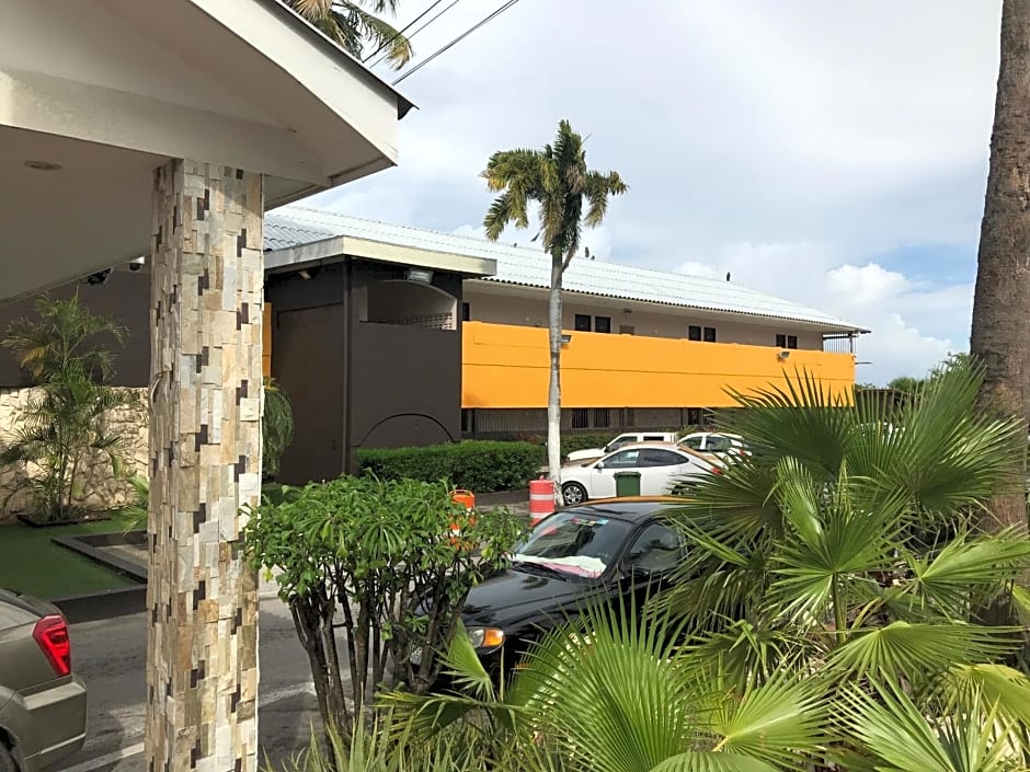 Curacao Airport Hotel