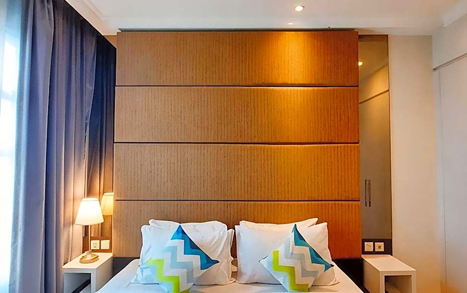 Photo 1 of 15 of Business 2 Beds Suite