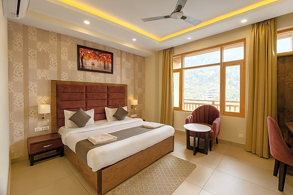 Hotel Pawan Regency - Best Mountain View Hotel in Mcleodganj