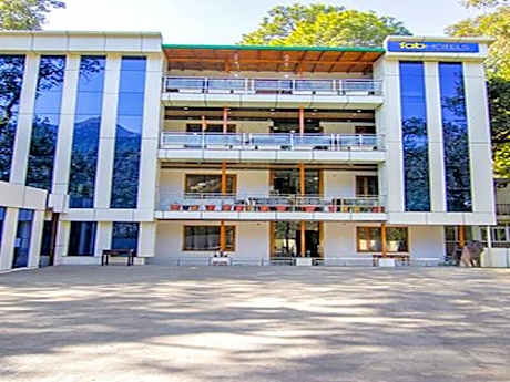 FabHotel Wildflower Inn