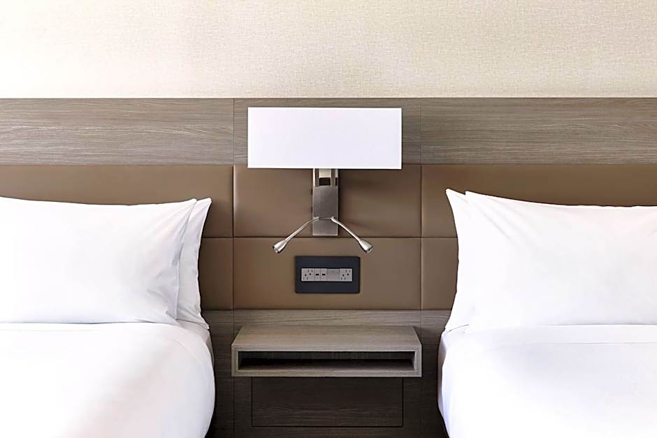 AC Hotel by Marriott Pleasanton
