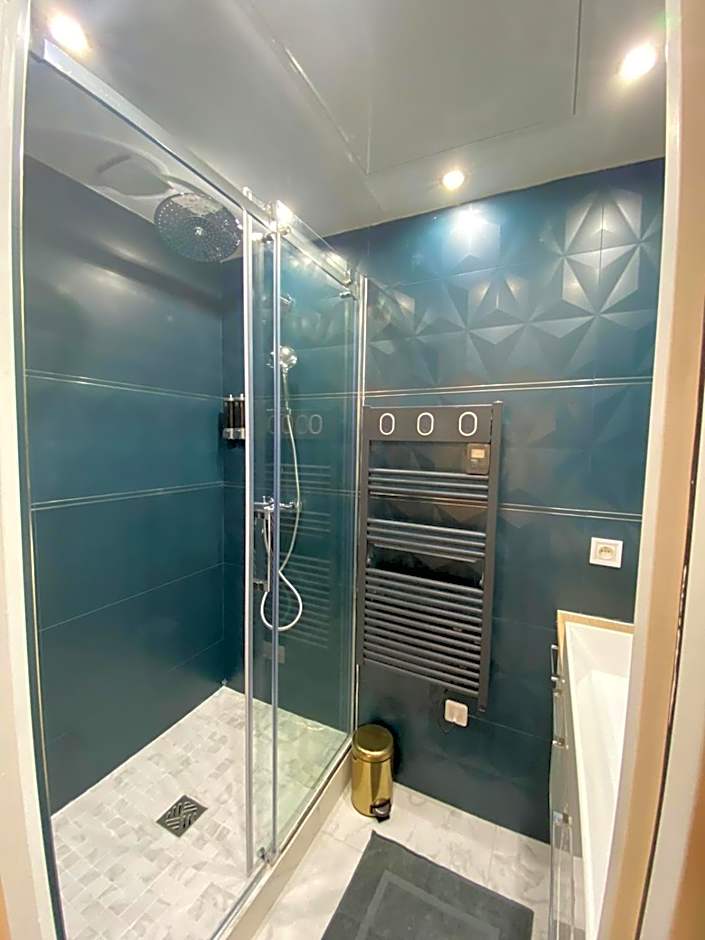 Beautiful mini Loft near Saint-Lazare