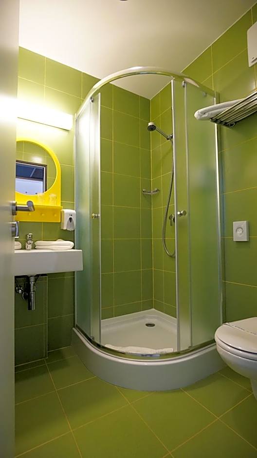 Fenyves Yacht Club Superior