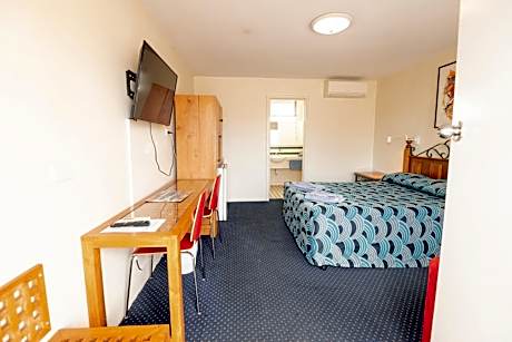 Motel Double Room - Queen