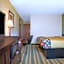 Super 8 by Wyndham El Dorado