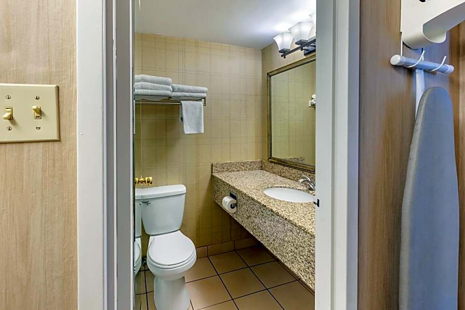 Quality Inn & Conference Centre