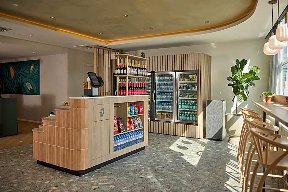 DoubleTree by Hilton Rotterdam Centre