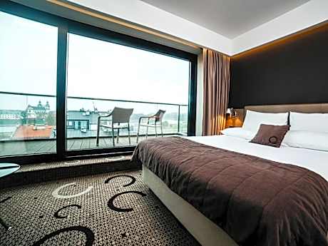 Deluxe Double Room with Balcony