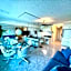 3rd Floor Balcony Beach View Studio Condo in the Beach Club