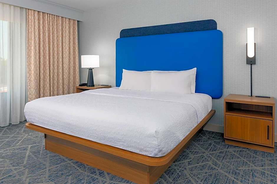 Hampton Inn & Suites Springfield Downtown