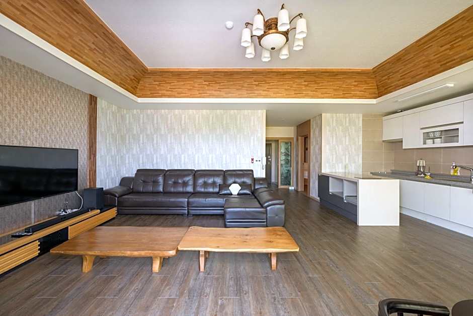 Gyeongju Hotel Check-in Bulguk