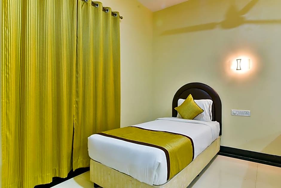 Baga Fantacia Beach Inn