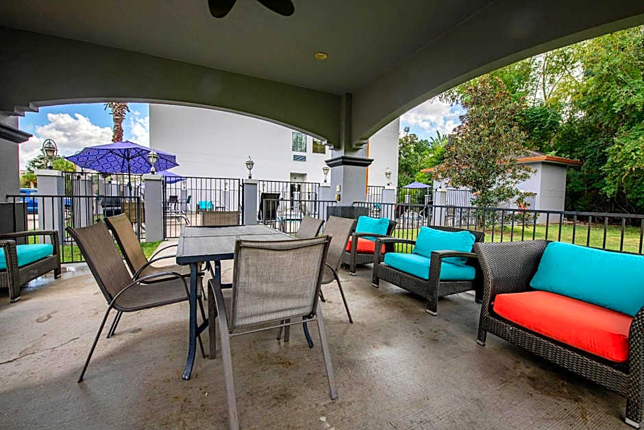 Comfort Suites Lafayette