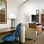 Holiday Inn Express Hotel And Suites Clinton