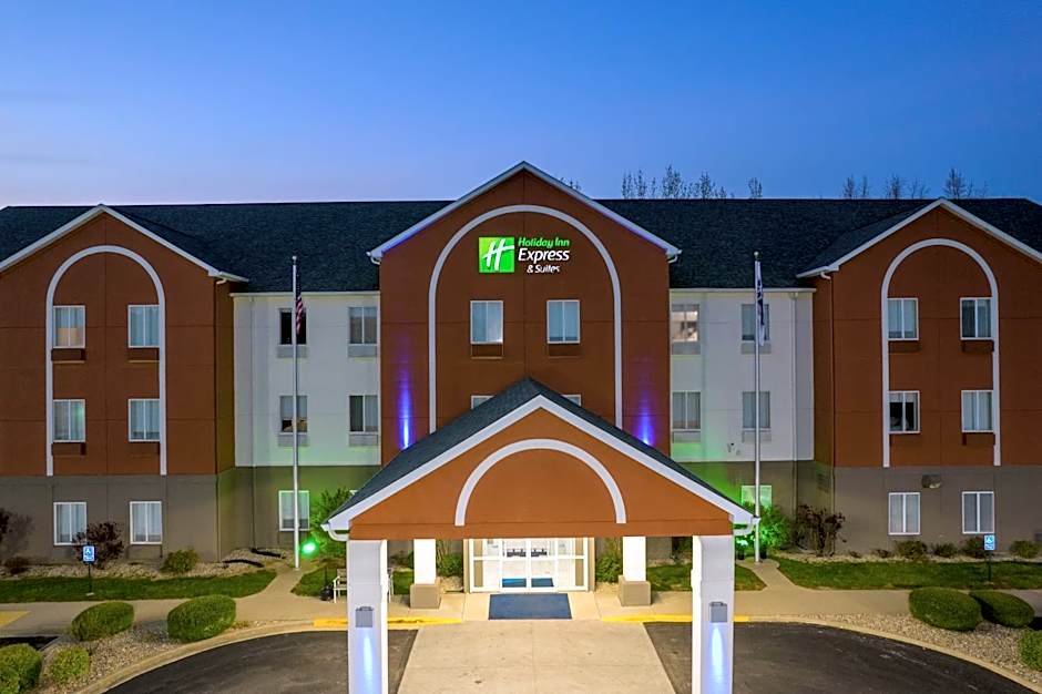 Holiday Inn Express Hotel & Suites Bedford By IHG