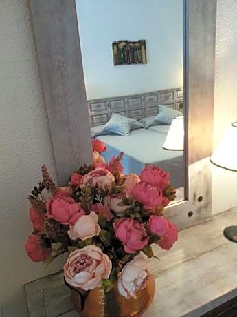 Large Twin Room Ground Floor (2 Adults + 2 Children)